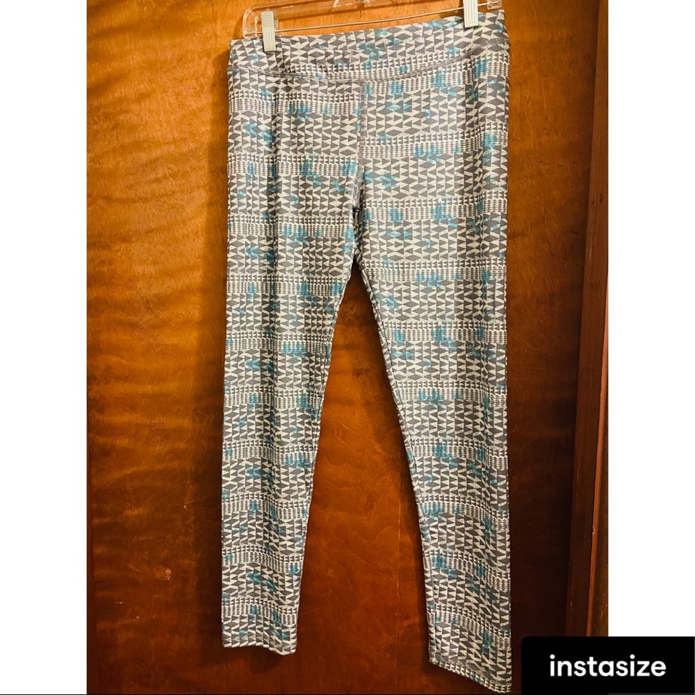 SO patterned leggings